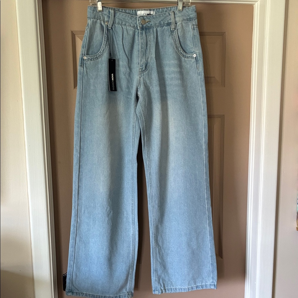Fashion Nova Light Blue Straight Jeans for Men